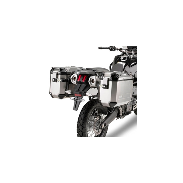 Honda NC700S - Givi 'Trekker Outback Fitting Kit'
